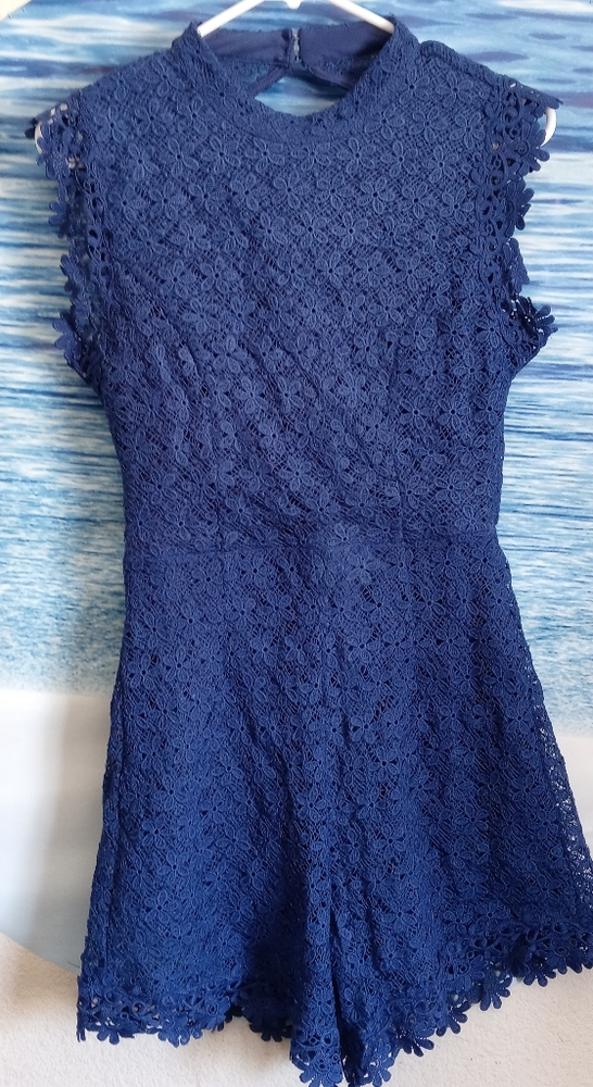 *New with tags mi ami lace blue romper B30-269